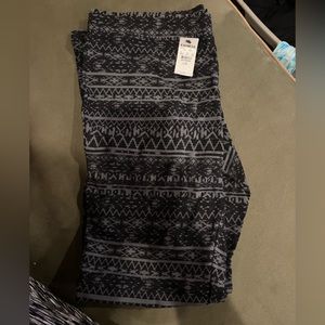 Express aztec print full length leggings sz lg nwt